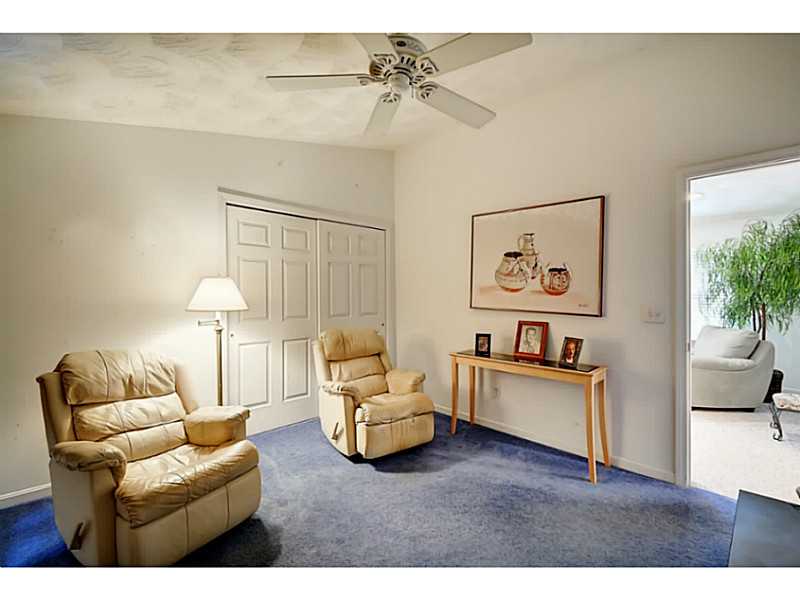 6 Pickering Drive Westerly, RI 02891 - Photo 22 of 25 Studio/Study/Office. den/office/bedroom