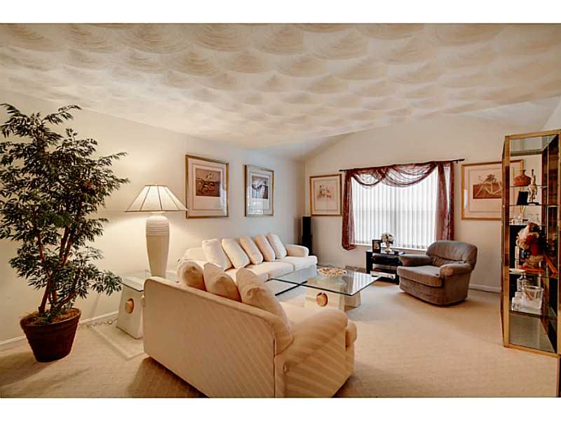 6 Pickering Drive Westerly, RI 02891 - Photo 5 of 25 Living Room.