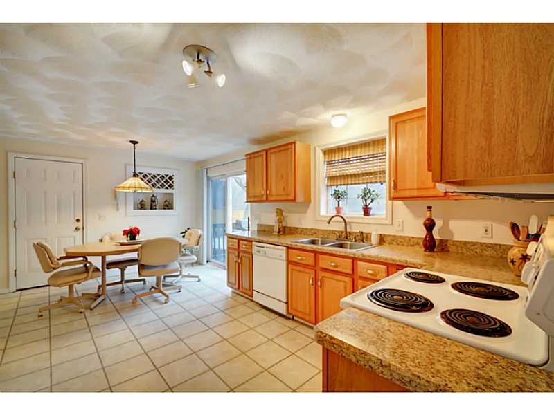 6 Pickering Drive Westerly, RI 02891 - Photo 7 of 25 Kitchen.