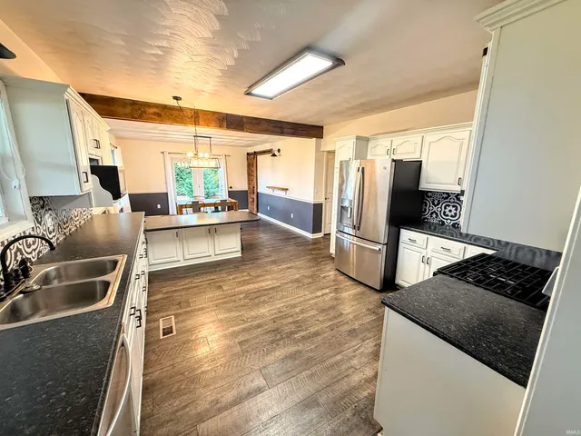 $379,900 | 103 Main Street, Cannelburg, IN 47519