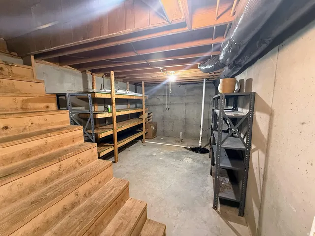 $379,900 | 103 Main Street, Cannelburg, IN 47519