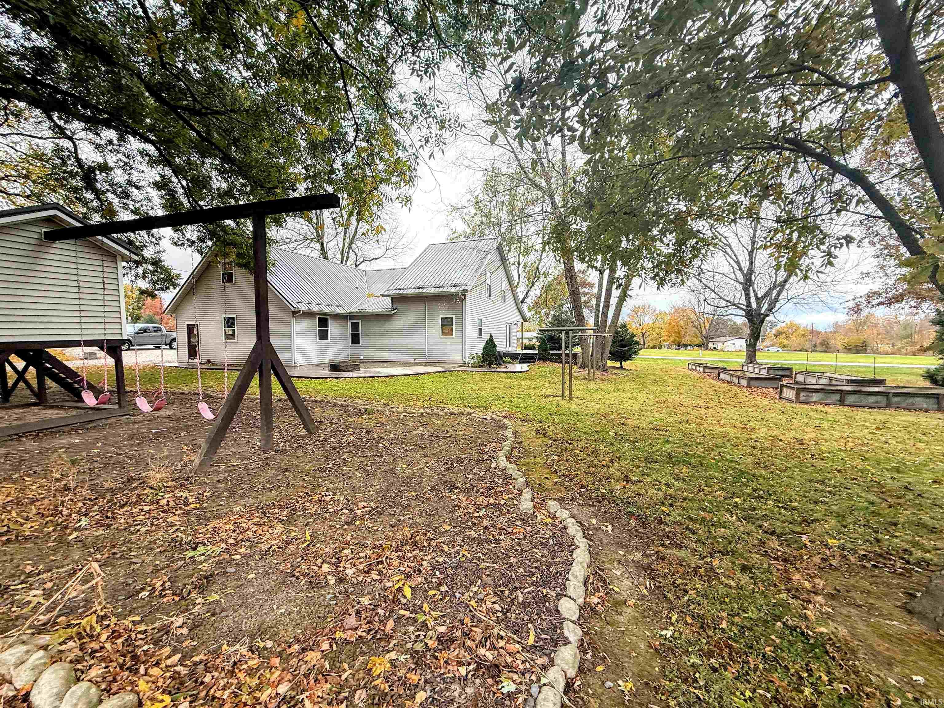 103 Main Street Cannelburg, IN 47519 - Photo 6 of 35