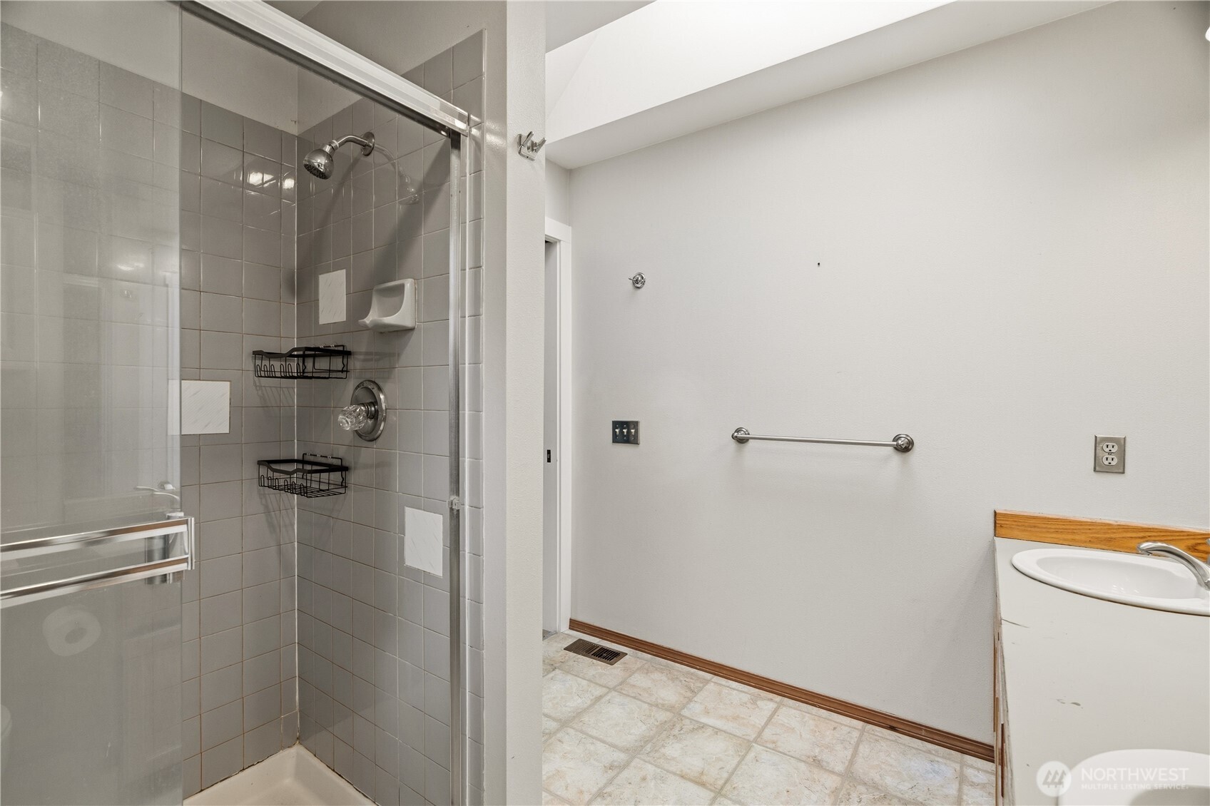 2401 185th Place Southeast Bothell, WA 98012 - Photo 35 of 36 a bathroom with a shower