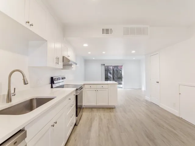 $1,950 | 3816 Southway Drive, Unit 101, Austin, TX 78704