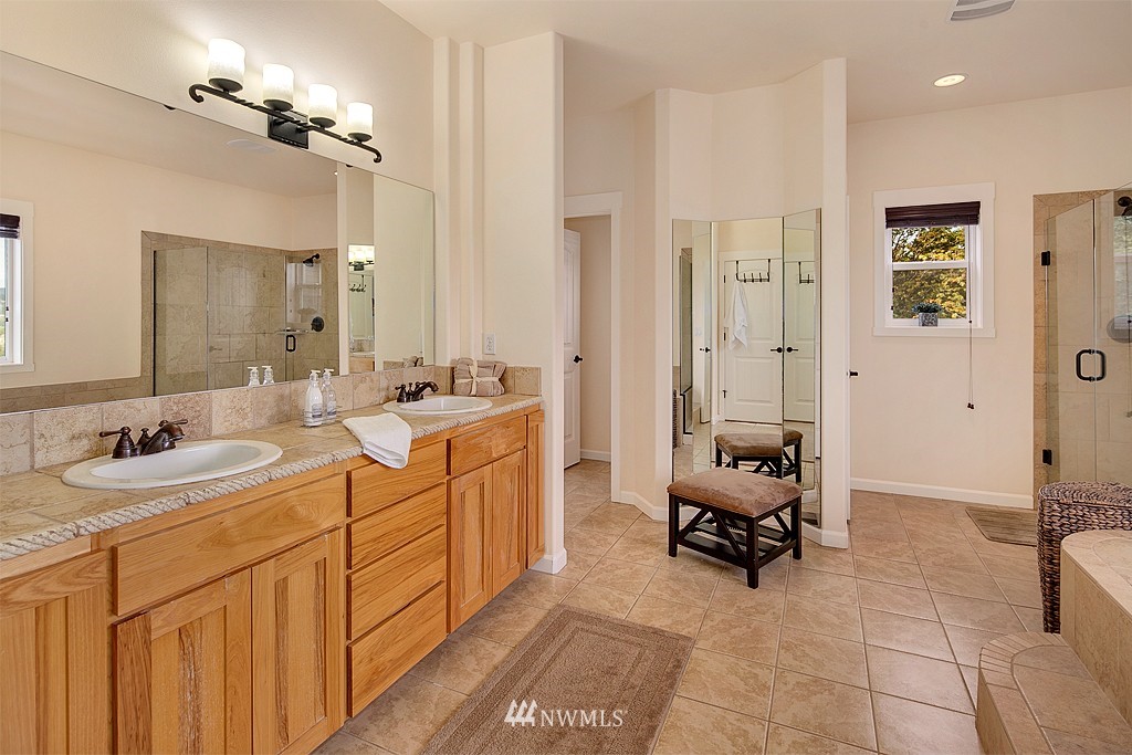 102 Northwest 6th Street Renton, WA 98057 - Photo 18 of 20