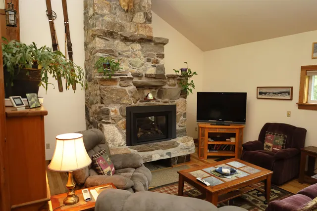 $565,000 | 75 Goodwin Mountain Lane, Westmore, VT 05860