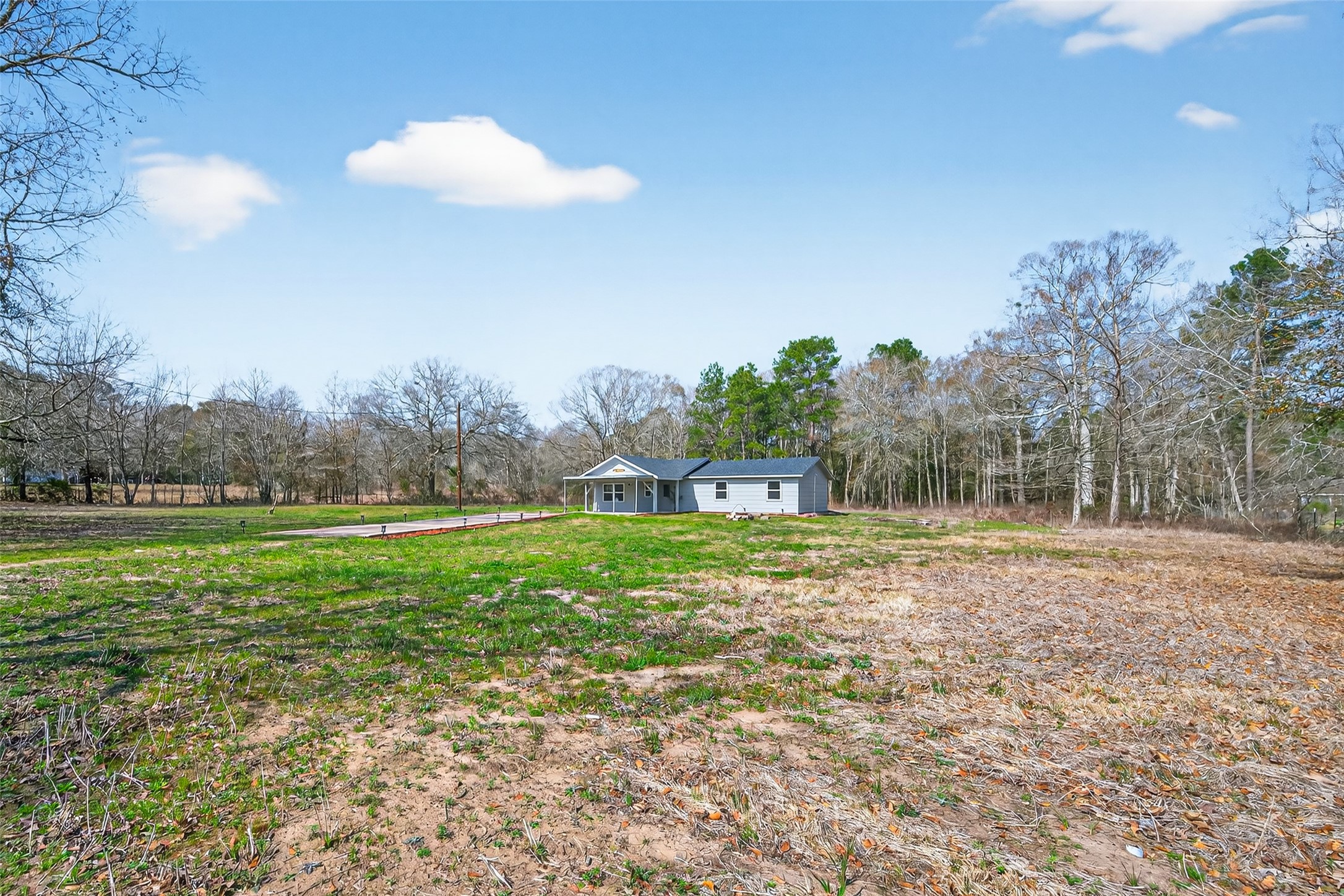 140 Marie Street Shepherd, TX 77371 - Photo 5 of 44