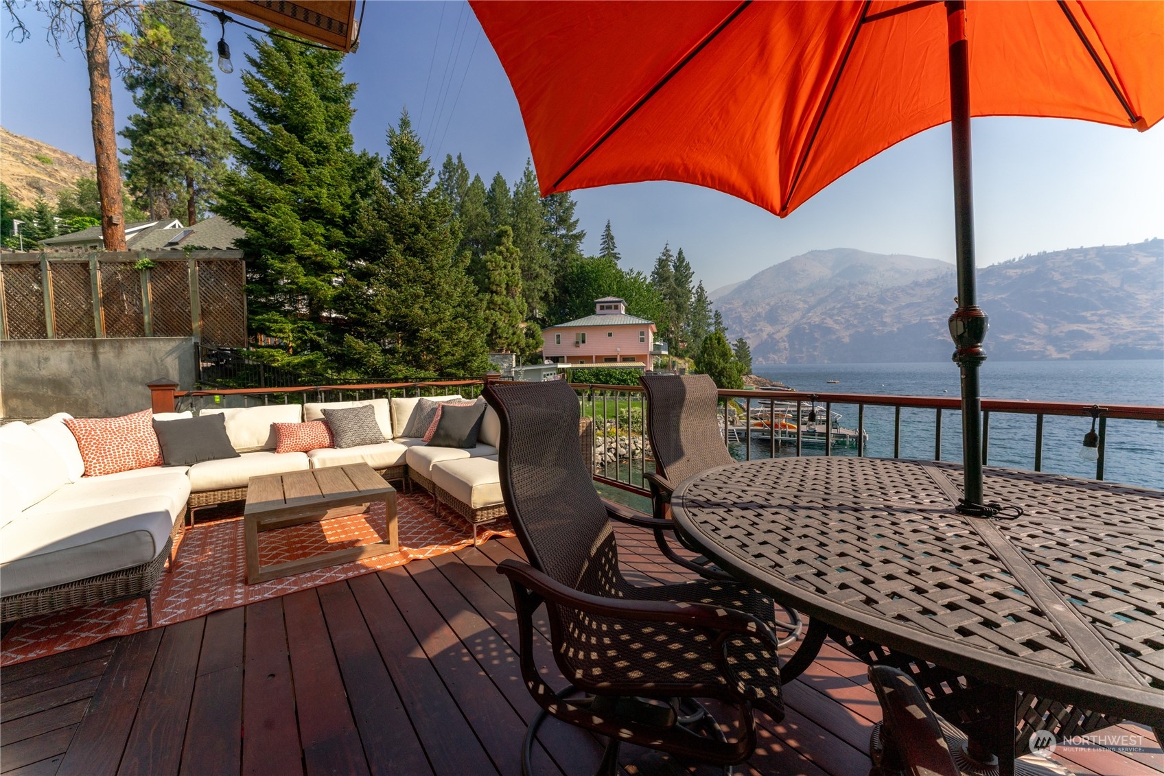 16518 South Lakeshore Road Chelan, WA 98816 - Photo 18 of 37 Gallery Image 18