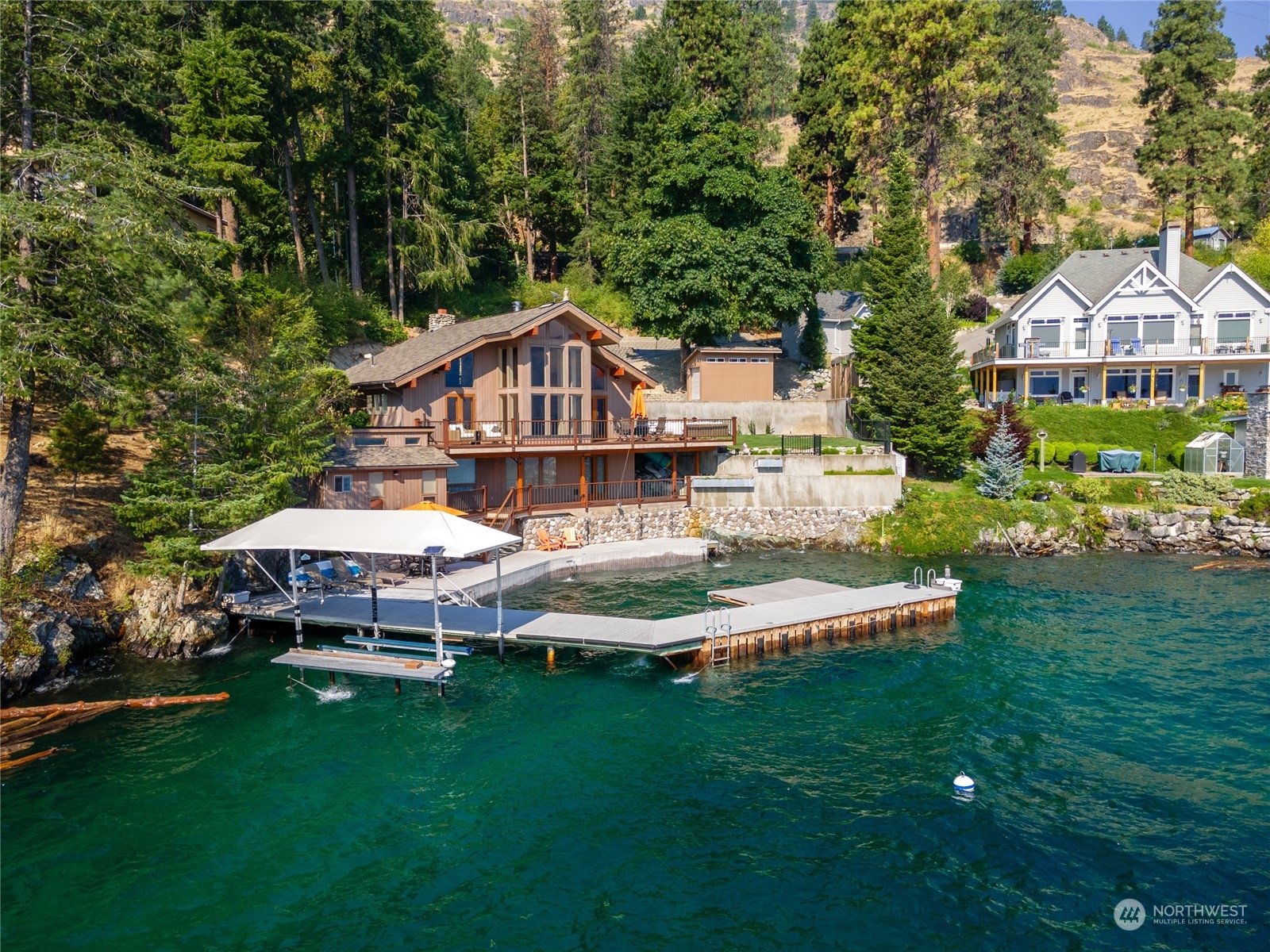 16518 South Lakeshore Road Chelan, WA 98816 - Photo 3 of 37 Gallery Image 3