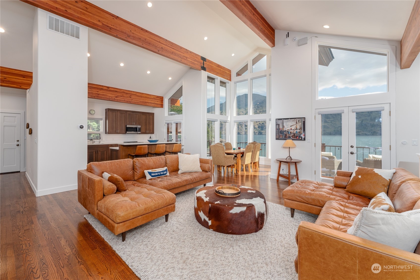16518 South Lakeshore Road Chelan, WA 98816 - Photo 10 of 37 Gallery Image 10