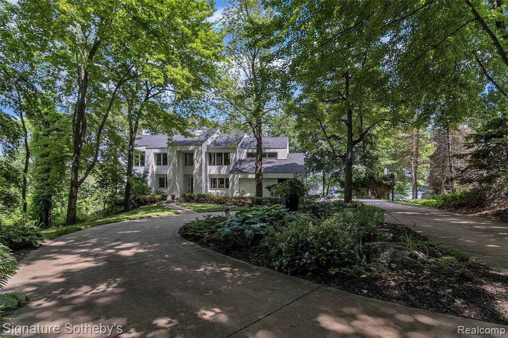 8930 Tipsico Lake Road Holly, MI 48442 - Photo 63 of 63