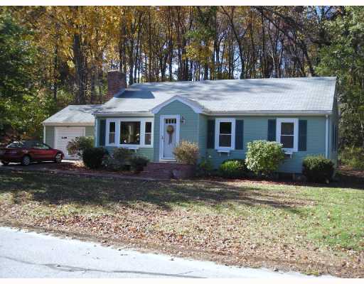 18 Sir Charles Road Lincoln, RI 02865 - Photo 2 of 8 Exterior Front.