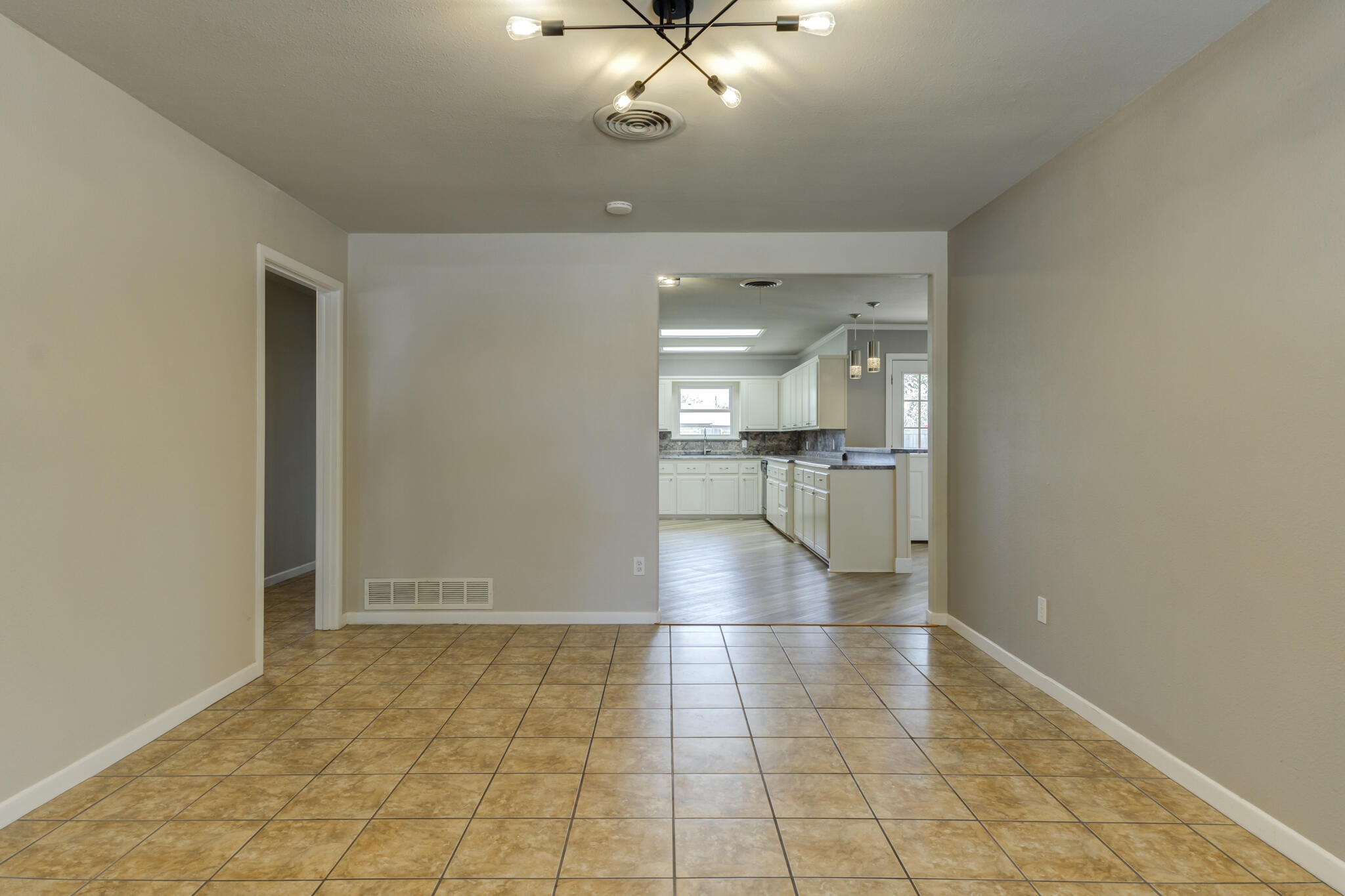 4921 10th Street Lubbock, TX 79416 - Photo 14 of 29