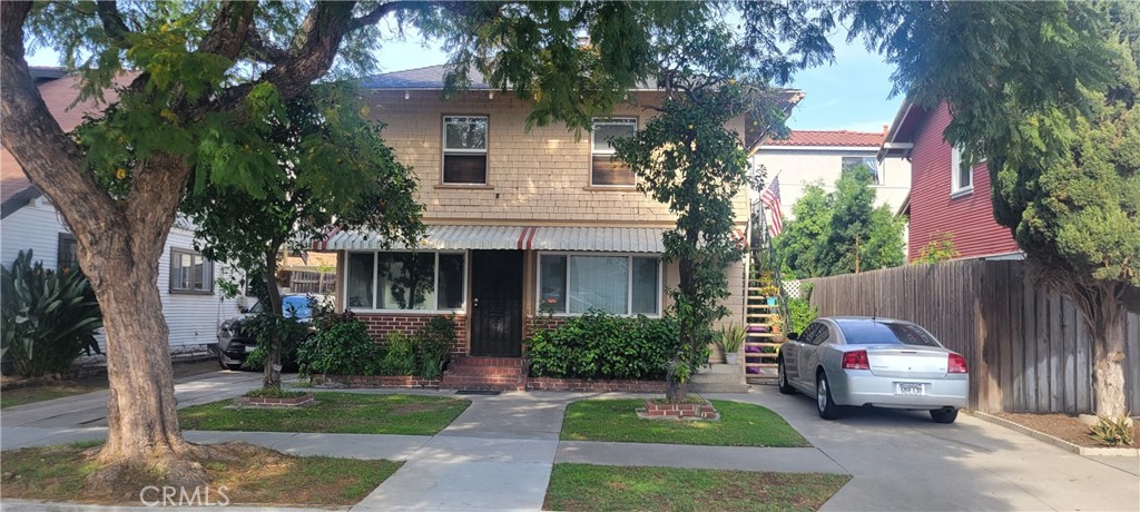 411 East 8th Street Long Beach, CA 90813 - Photo 1 of 10 Front view