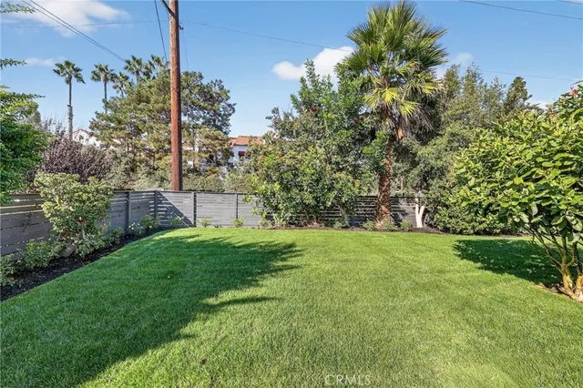 $5,200 | 302 Cleveland Drive, Huntington Beach, CA 92648