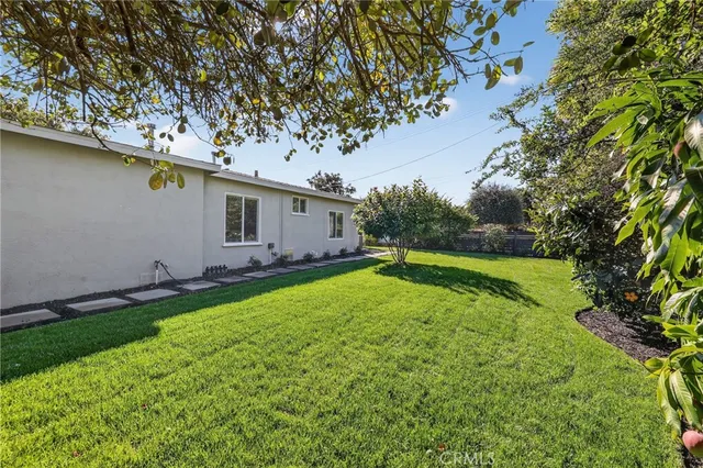 $5,200 | 302 Cleveland Drive, Huntington Beach, CA 92648