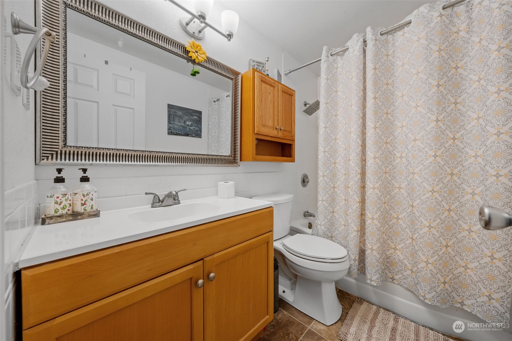 9641 Meadow Road Southwest Lakewood, WA 98499 - Photo 14 of 32