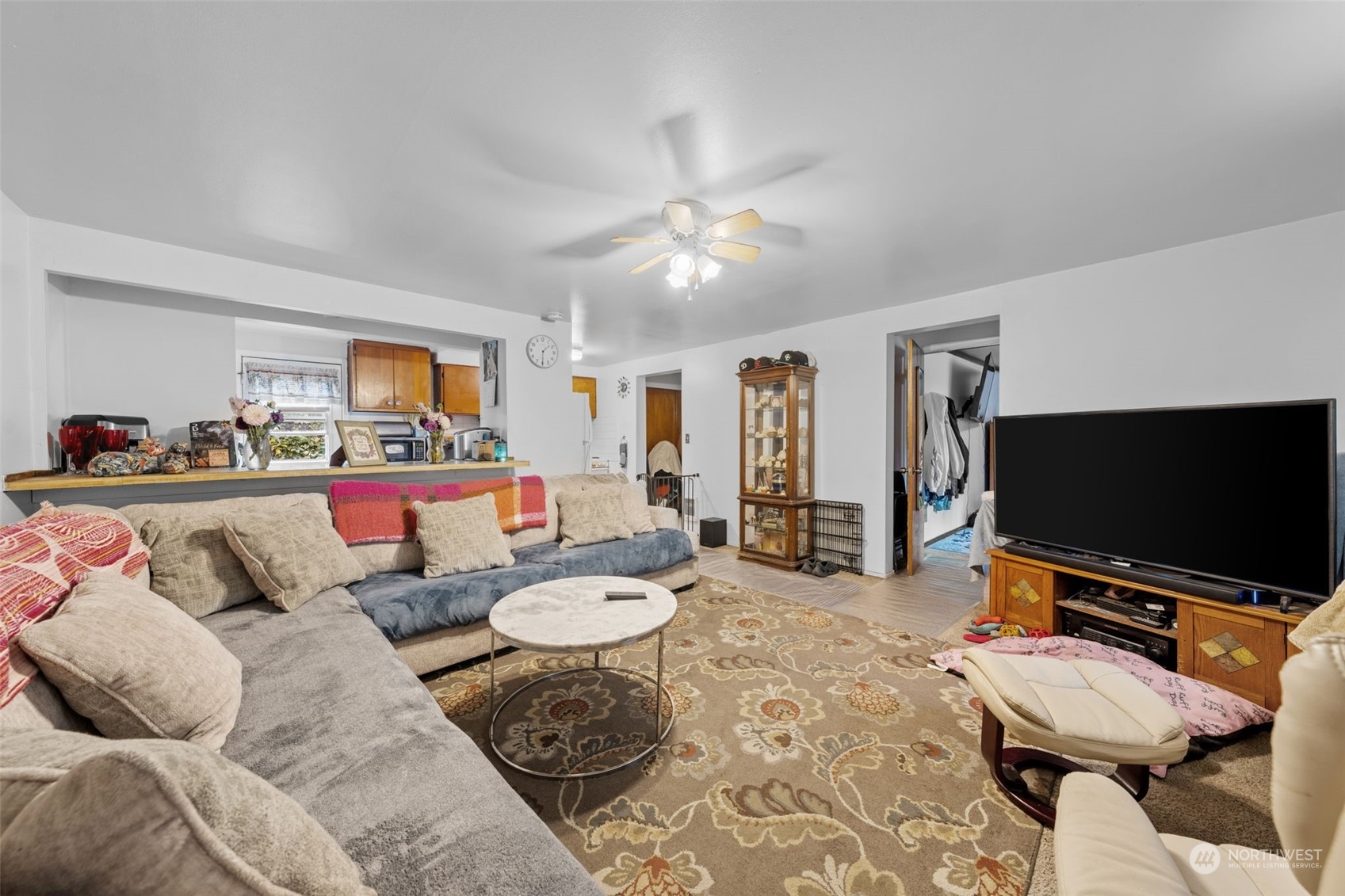 9641 Meadow Road Southwest Lakewood, WA 98499 - Photo 18 of 32