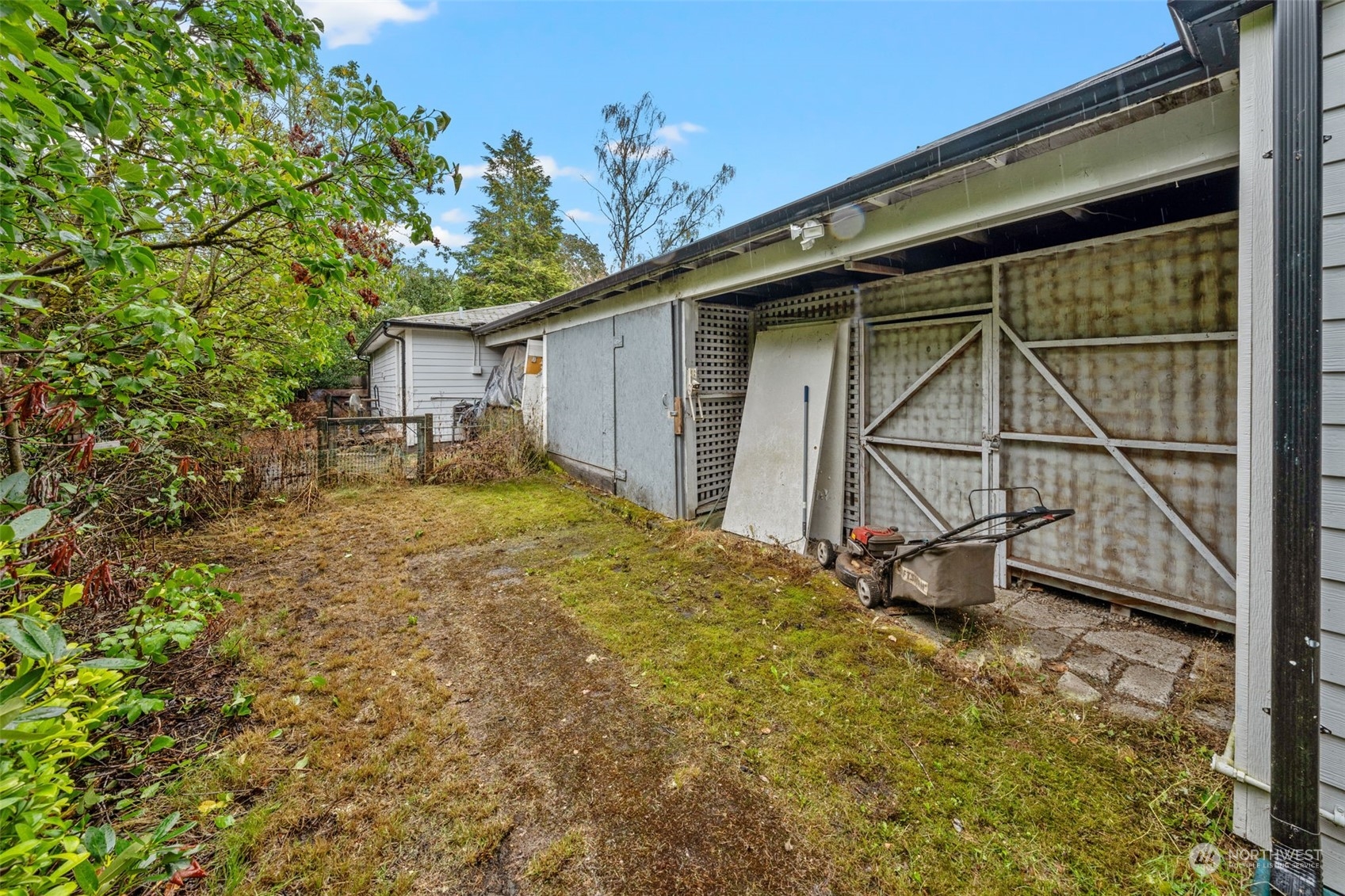 9641 Meadow Road Southwest Lakewood, WA 98499 - Photo 29 of 32