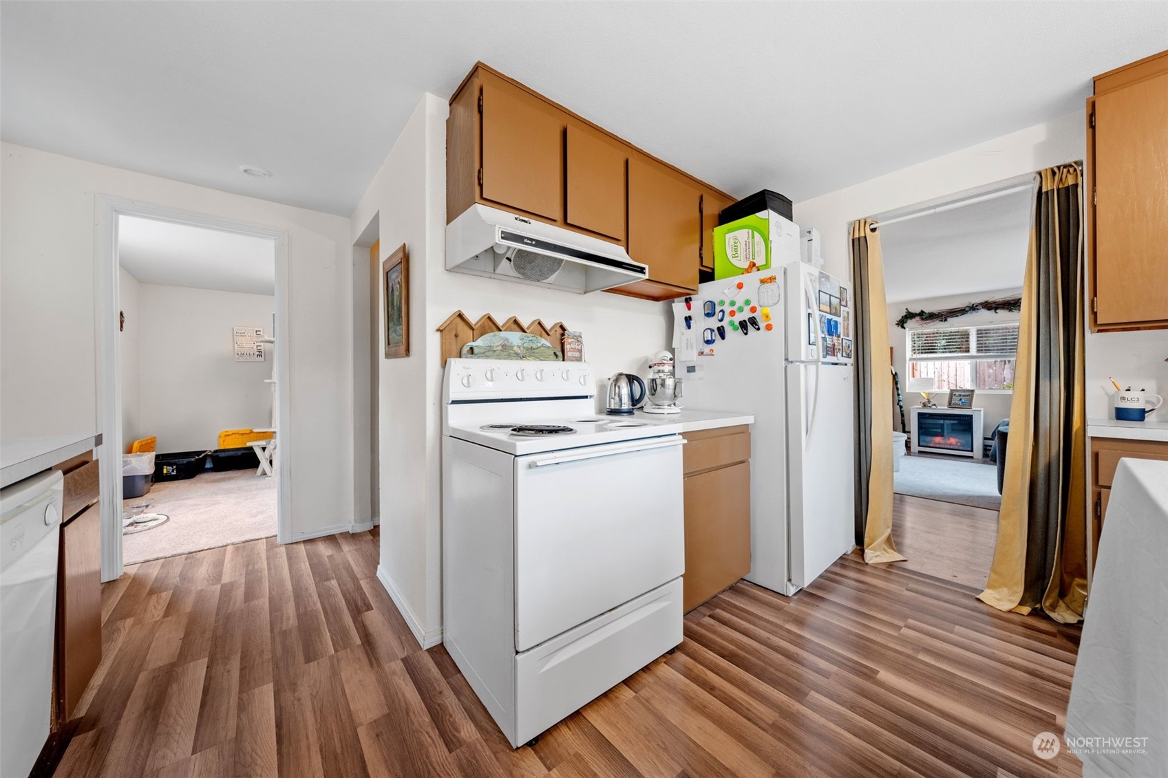 9641 Meadow Road Southwest Lakewood, WA 98499 - Photo 8 of 32