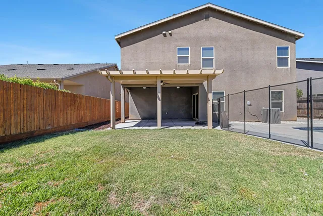 $605,000 | 3342 North Carriage Avenue, Fresno, CA 93727
