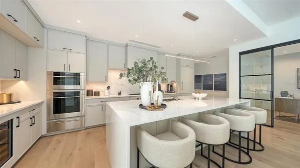 $4,400,000 | 253 Golden Gate Point, Unit 703, Sarasota, FL 34236