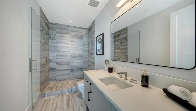 $4,900,000 | 253 Golden Gate Point, Unit 703, Sarasota, FL 34236