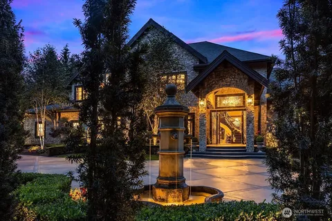 a view of a park with a tree