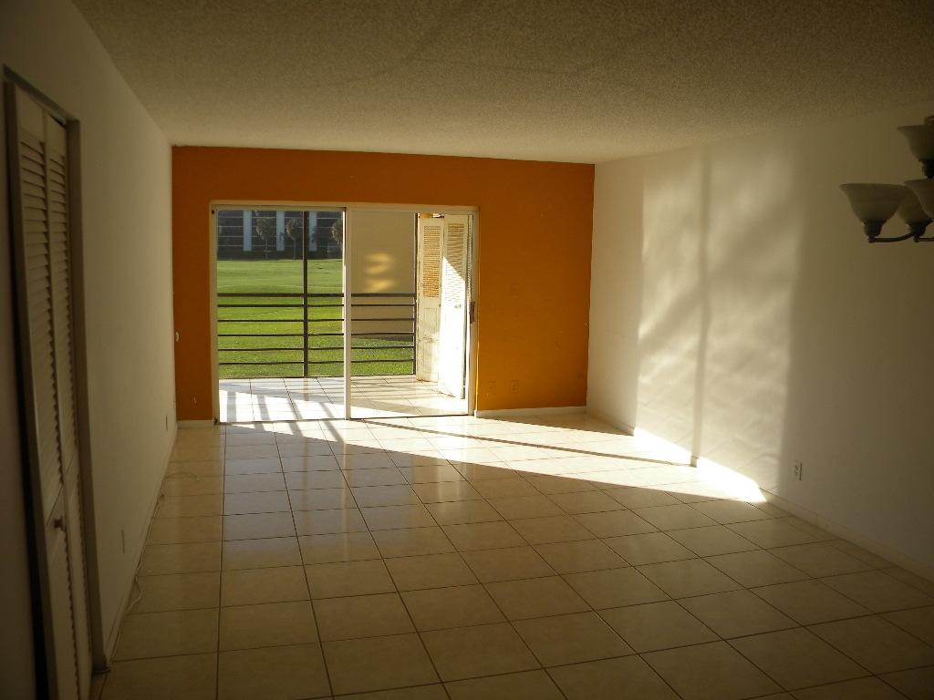 9370 Southwest 8th Street, Unit 205 Boca Raton, FL 33428 - Photo 6 of 13 DSCN7559