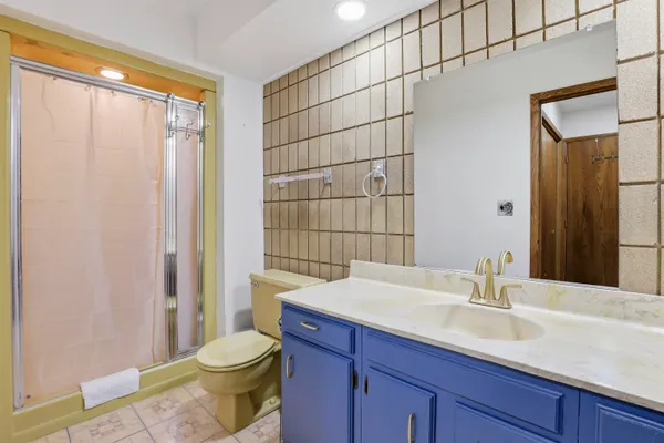 $150,000 | 1699 Alcan Drive, Unit 212, Menasha, WI 54952