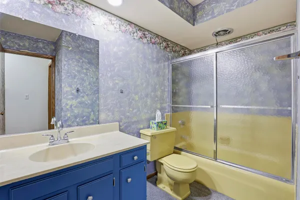 $150,000 | 1699 Alcan Drive, Unit 212, Menasha, WI 54952