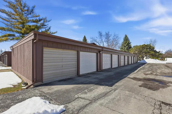 $150,000 | 1699 Alcan Drive, Unit 212, Menasha, WI 54952