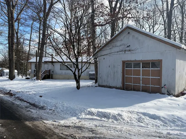 $99,900 | 9 Otter Trail, Glen Spey, NY 12737