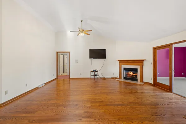 $654,900 | 147 Bon Lea Drive, Staunton, VA 24401