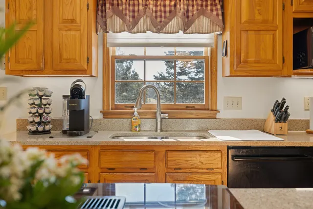 $659,000 | 147 Bon Lea Drive, Staunton, VA 24401