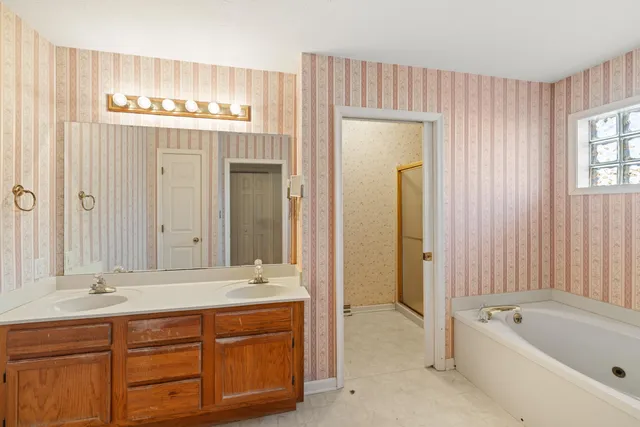 $659,000 | 147 Bon Lea Drive, Staunton, VA 24401