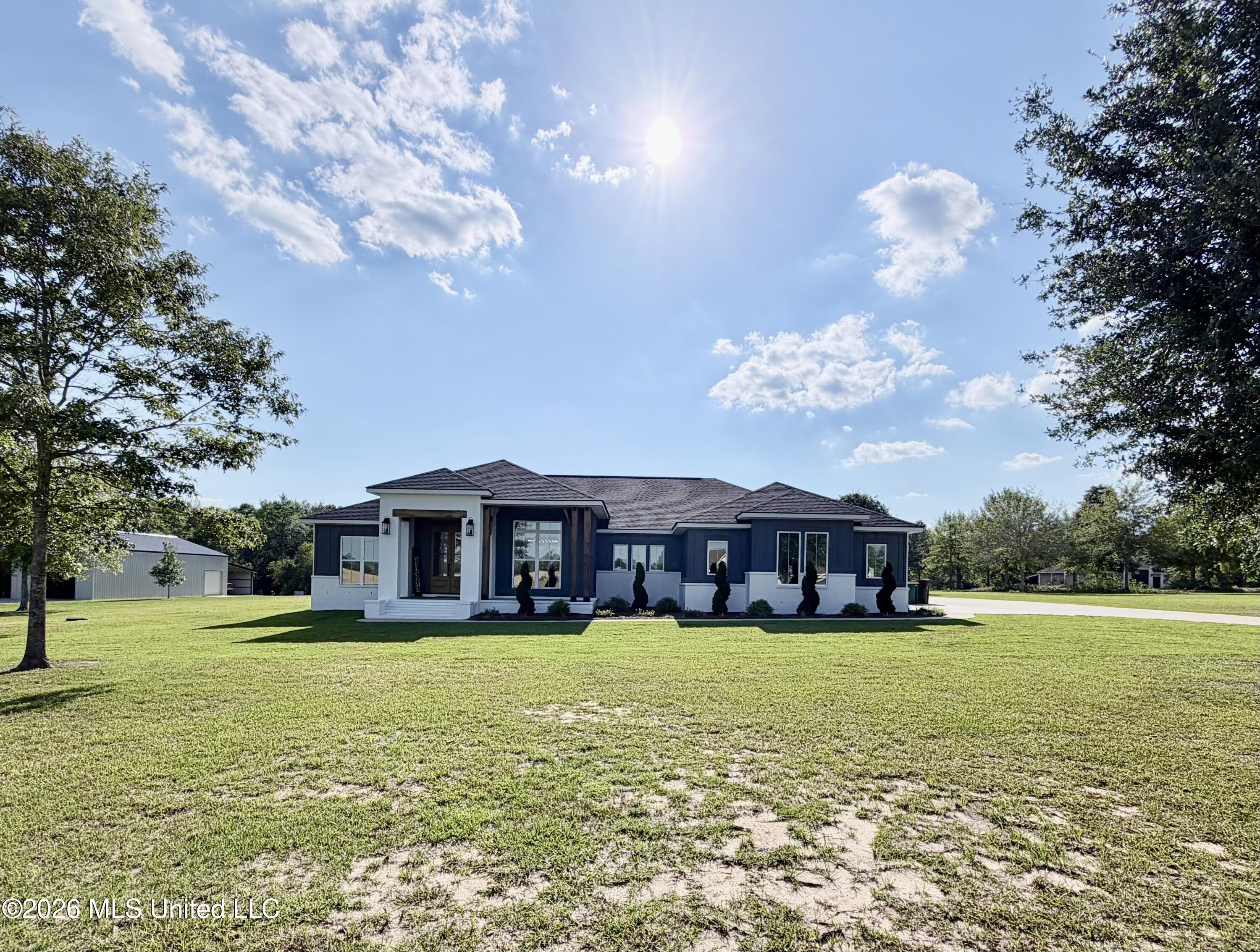 2410 Timber Lane Lucedale, MS 39452 - Photo 4 of 51 IMG_4561