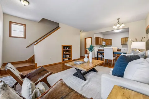 $265,000 | 1014 Heldt Street, Chaska, MN 55318