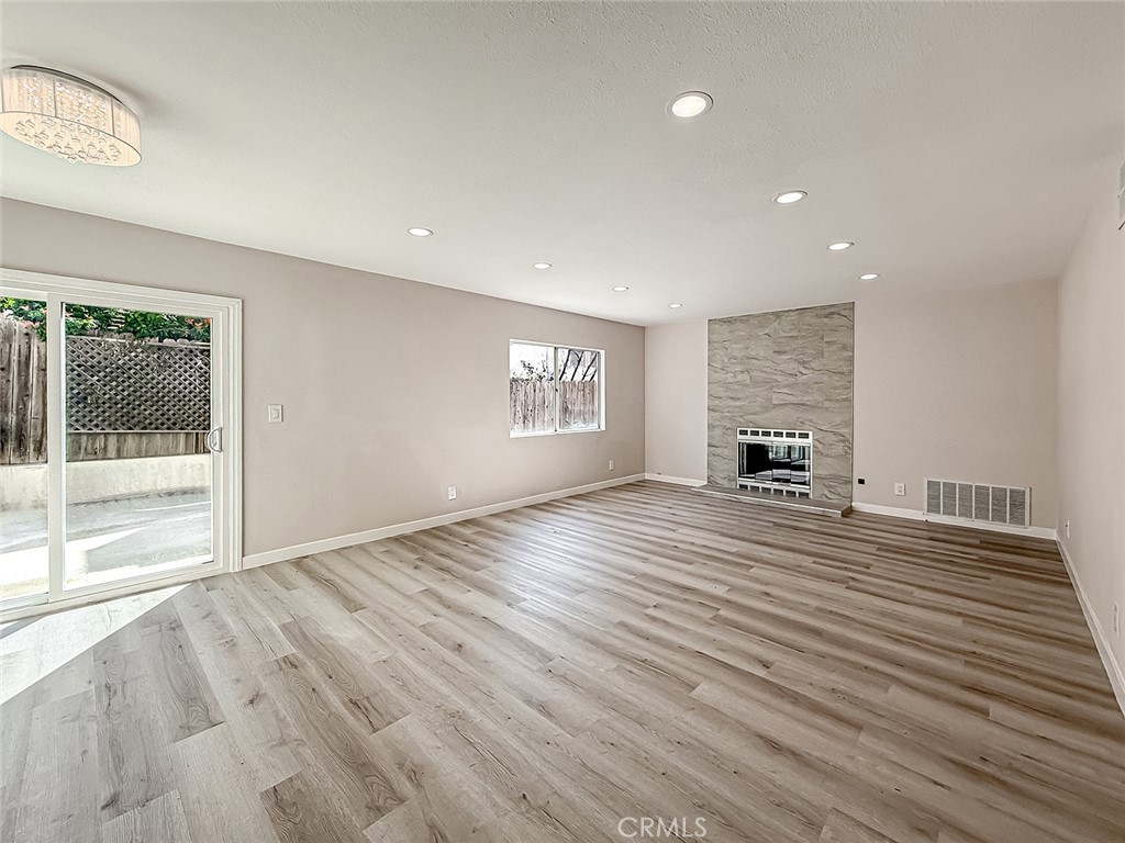 12392 Carl Street Pacoima, CA 91331 - Photo 11 of 55