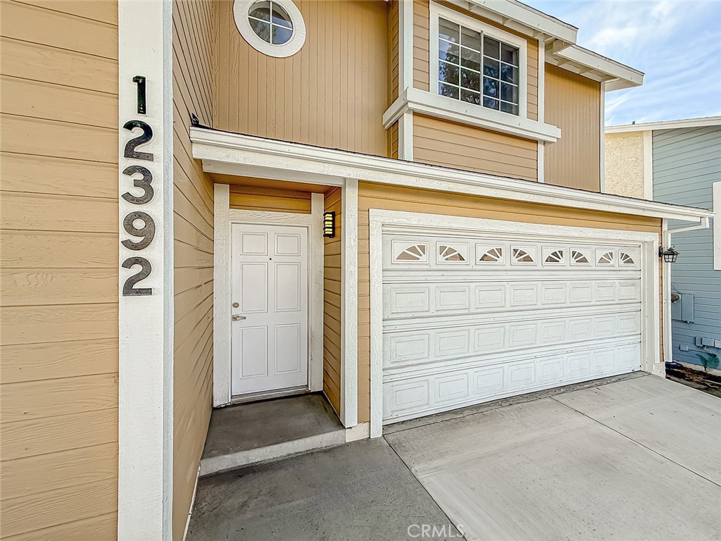 12392 Carl Street Pacoima, CA 91331 - Photo 4 of 55