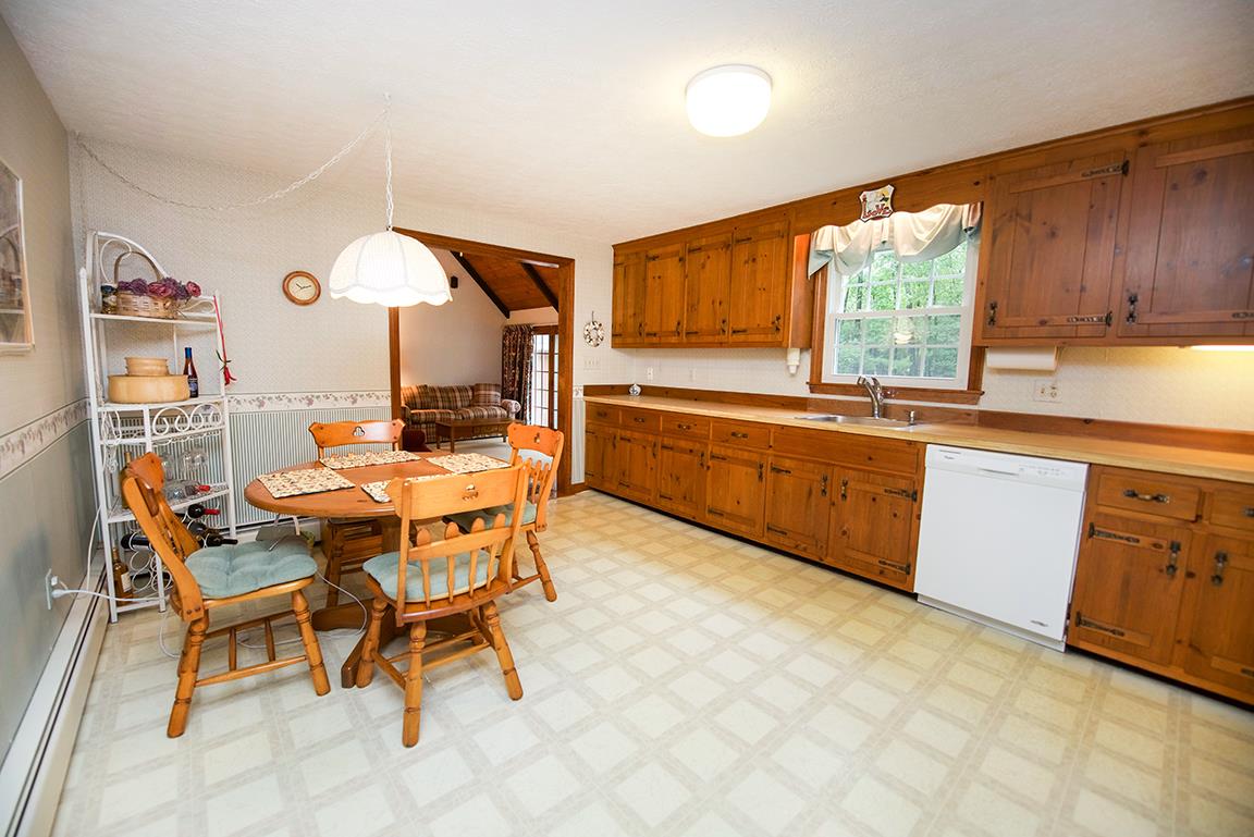 11 Morning Dove Road Kingston, NH 03848 - Photo 10 of 40 Gallery Image 10