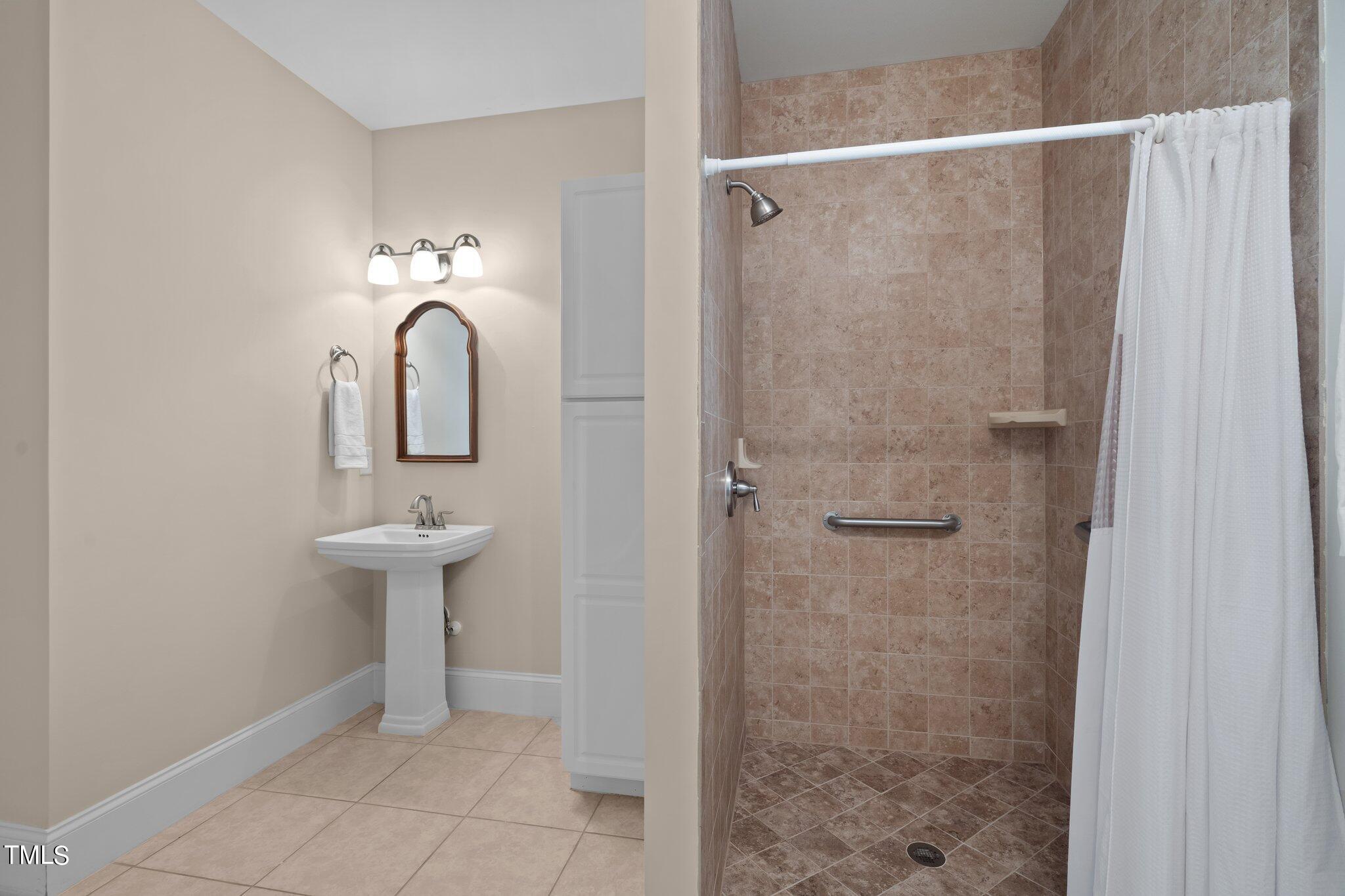 130 Britt Valley Road Raleigh, NC 27603 - Photo 15 of 57 14-web-or-mls-_NFP3833
