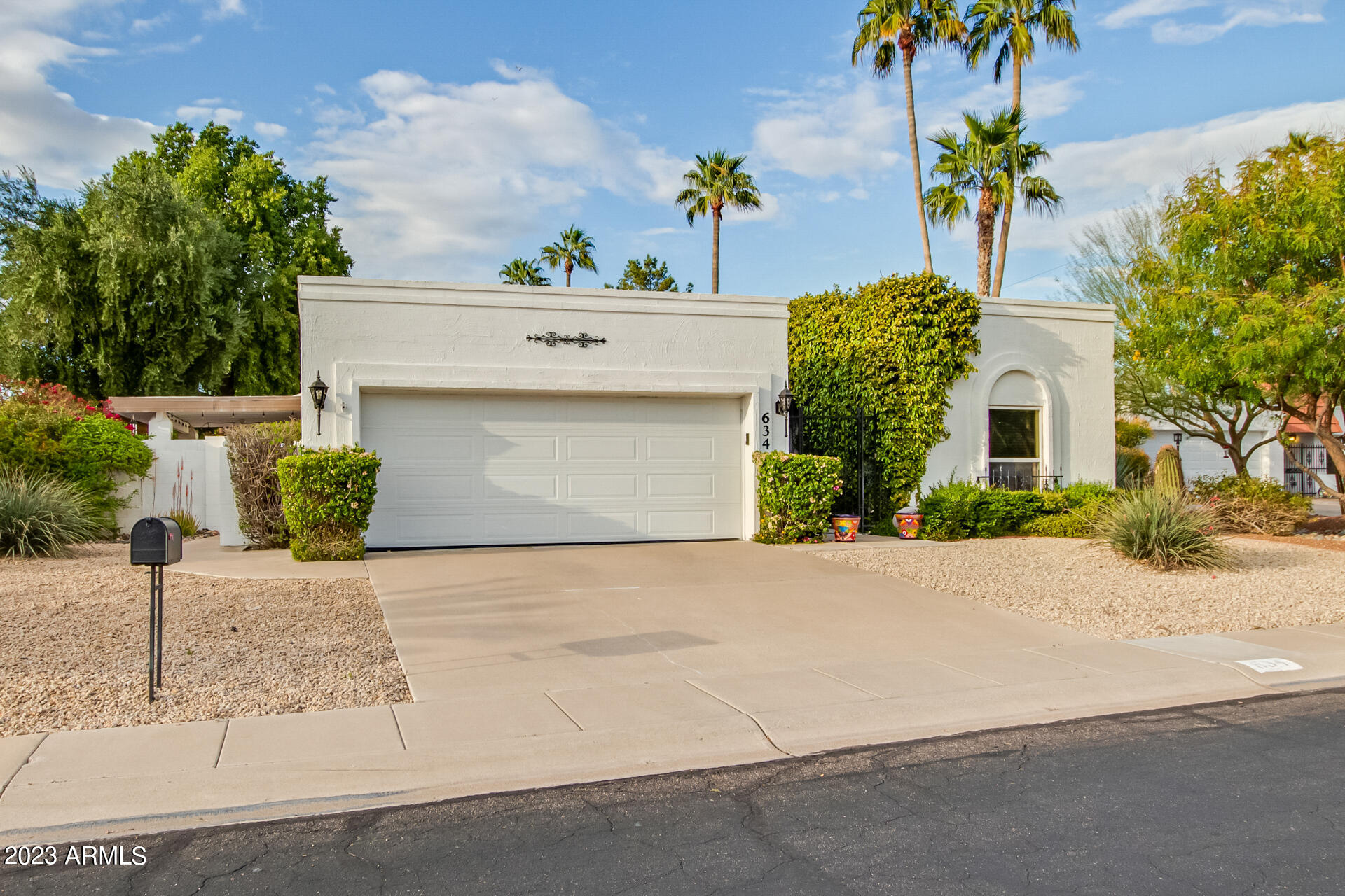 634 East Boca Raton Road Phoenix, AZ 85022 - Photo 4 of 41 0007-07 - Boca Raton