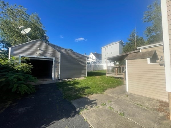 1502 Slade Street Fall River, MA 02721 - Photo 3 of 18