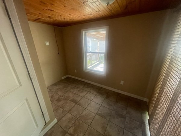 1502 Slade Street Fall River, MA 02721 - Photo 6 of 18