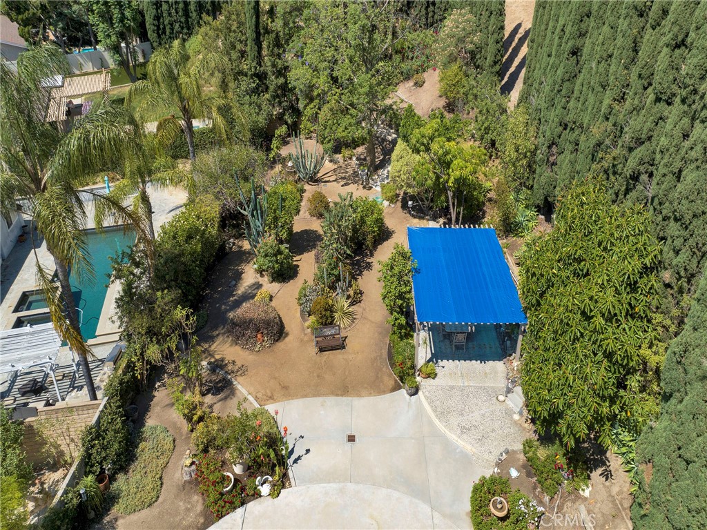 11549 Baird Avenue Porter Ranch, CA 91326 - Photo 3 of 39