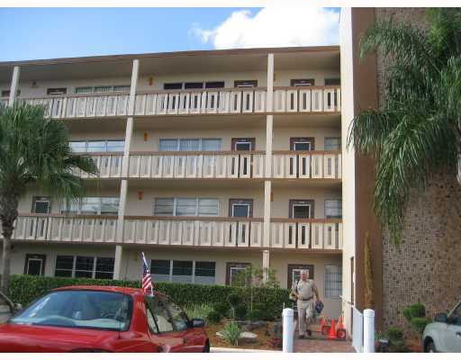 4003 Newcastle A, Unit 4003 Boca Raton, FL 33434 - Photo 1 of 16 Primary Photo