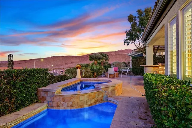 $1,200,000 | 2232 Canyon Ville Drive, Henderson, NV 89044