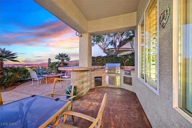 $1,200,000 | 2232 Canyon Ville Drive, Henderson, NV 89044