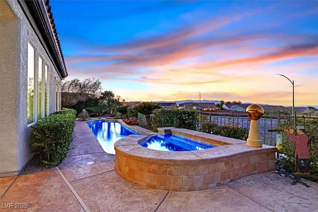 $1,200,000 | 2232 Canyon Ville Drive, Henderson, NV 89044